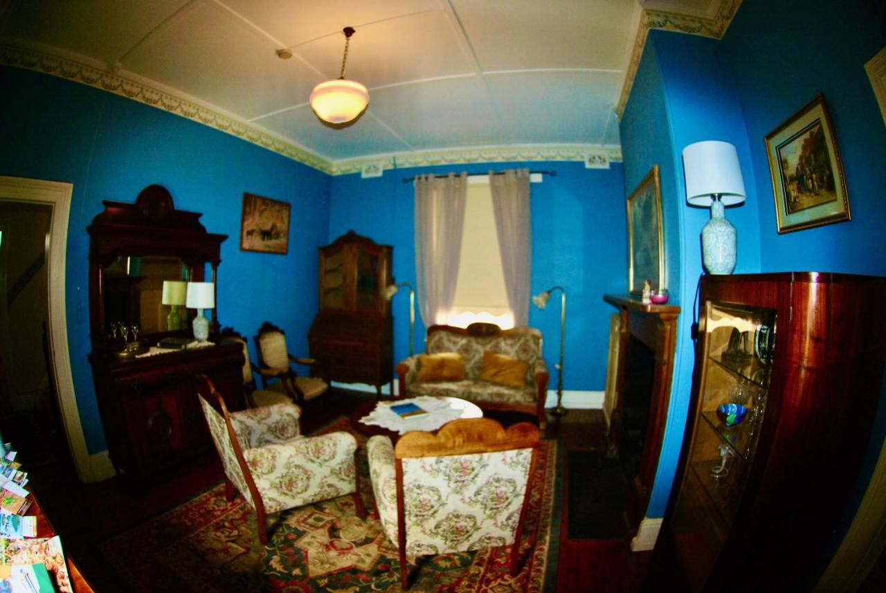Historic Star Lodge And Station Masters House ナランデラ エクステリア 写真